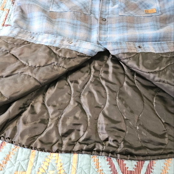 Design Unlikly Futures Shacket - Picture 5 of 7